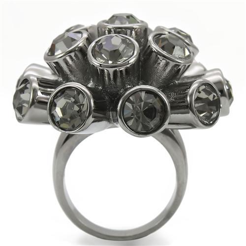 0W306 - Ruthenium Brass Ring with Top Grade Crystal in Jet