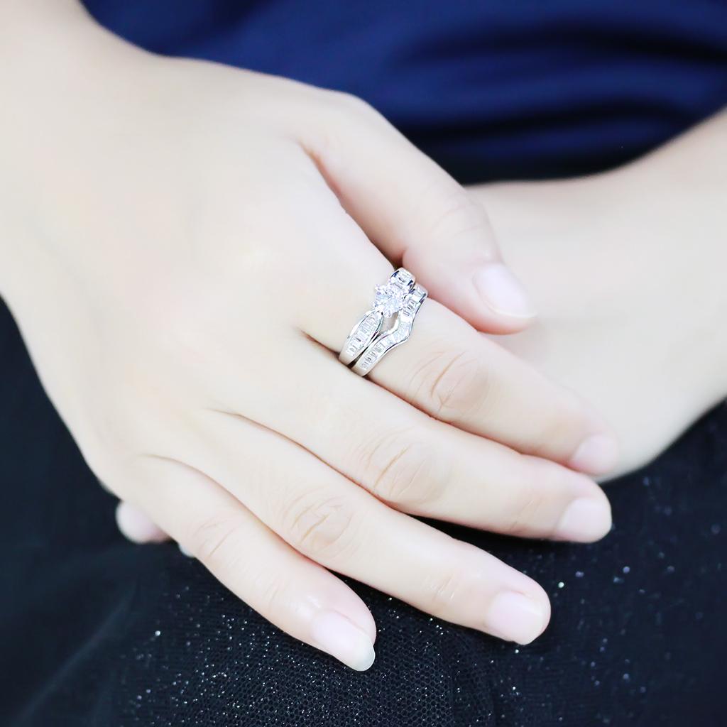 3W1552 - Rhodium Brass Ring with AAA Grade CZ in Clear