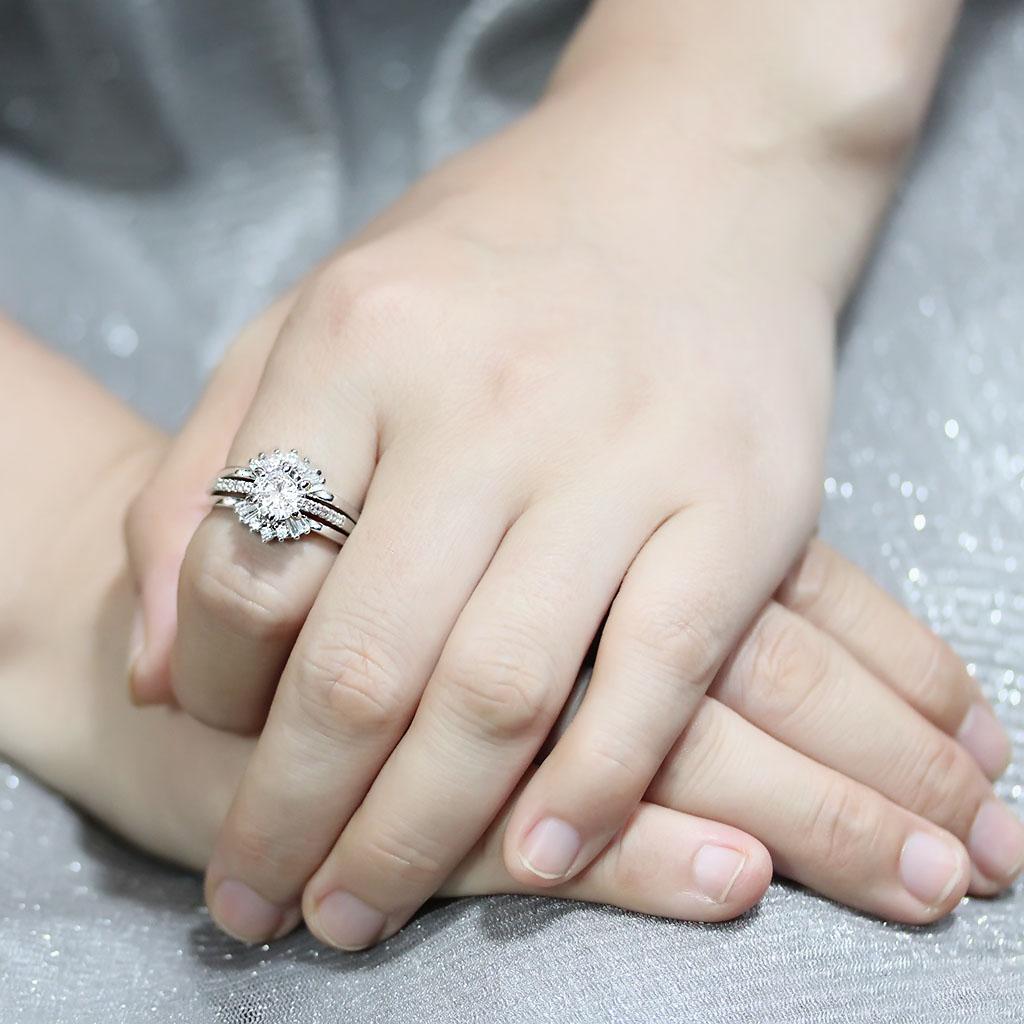 3W1558 - Rhodium Brass Ring with AAA Grade CZ in Clear