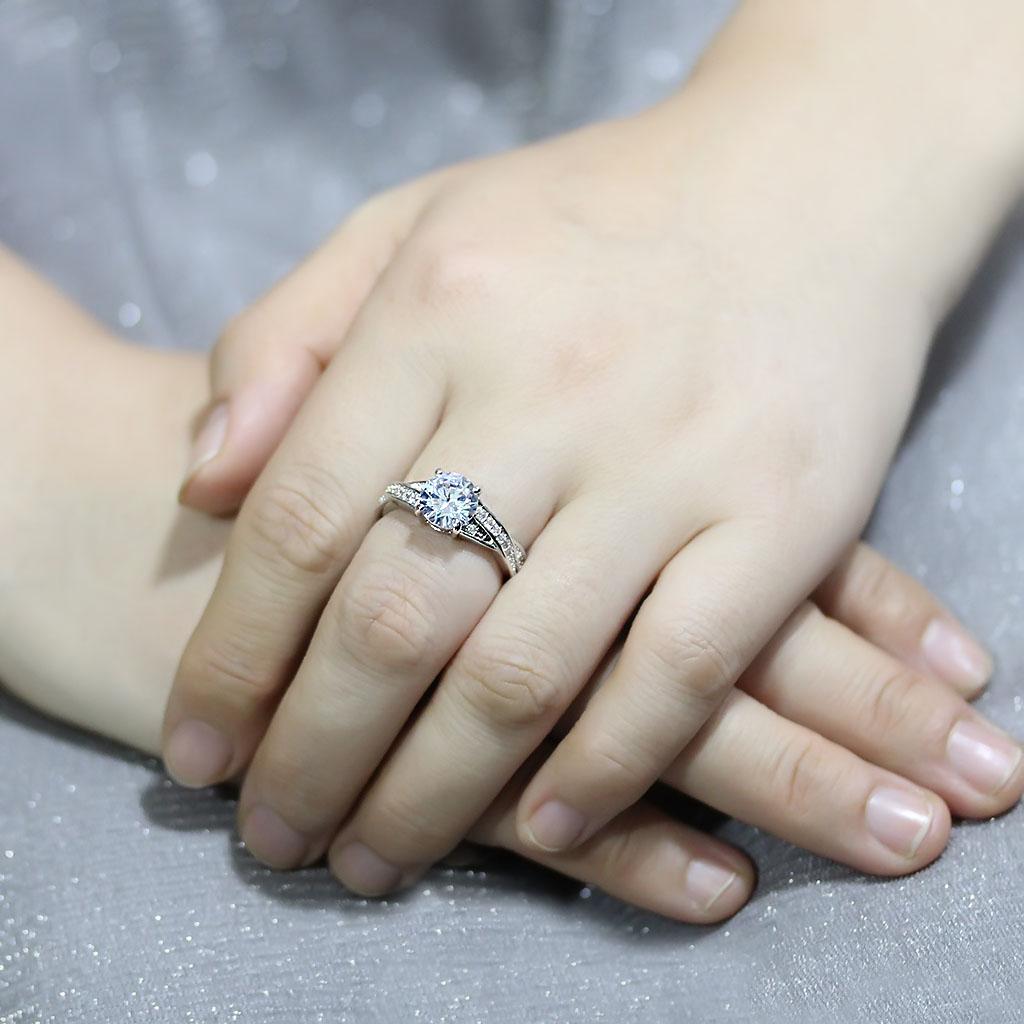 3W1560 - Rhodium Brass Ring with AAA Grade CZ in Clear
