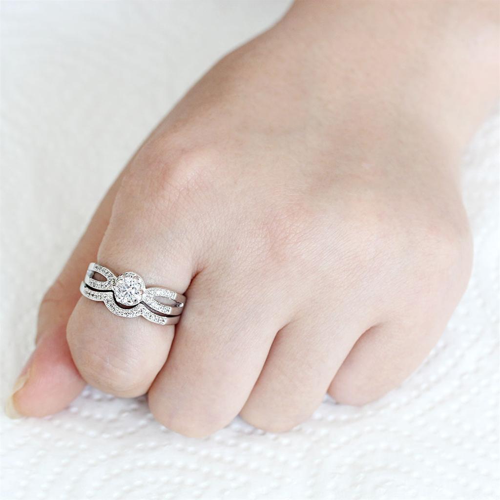 3W1592 - Rhodium Brass Ring with AAA Grade CZ in Clear