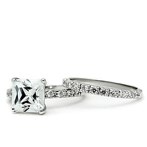 3W102 - Rhodium Brass Ring with AAA Grade CZ in Clear