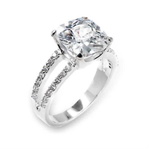 6X202 - High-Polished 925 Sterling Silver Ring with AAA Grade CZ in Clear