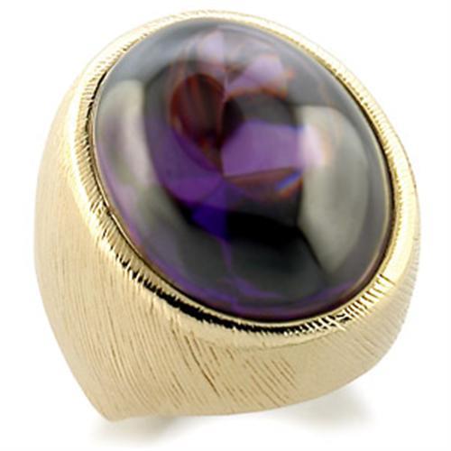 9W186 - Gold Brass Ring with AAA Grade CZ in Amethyst