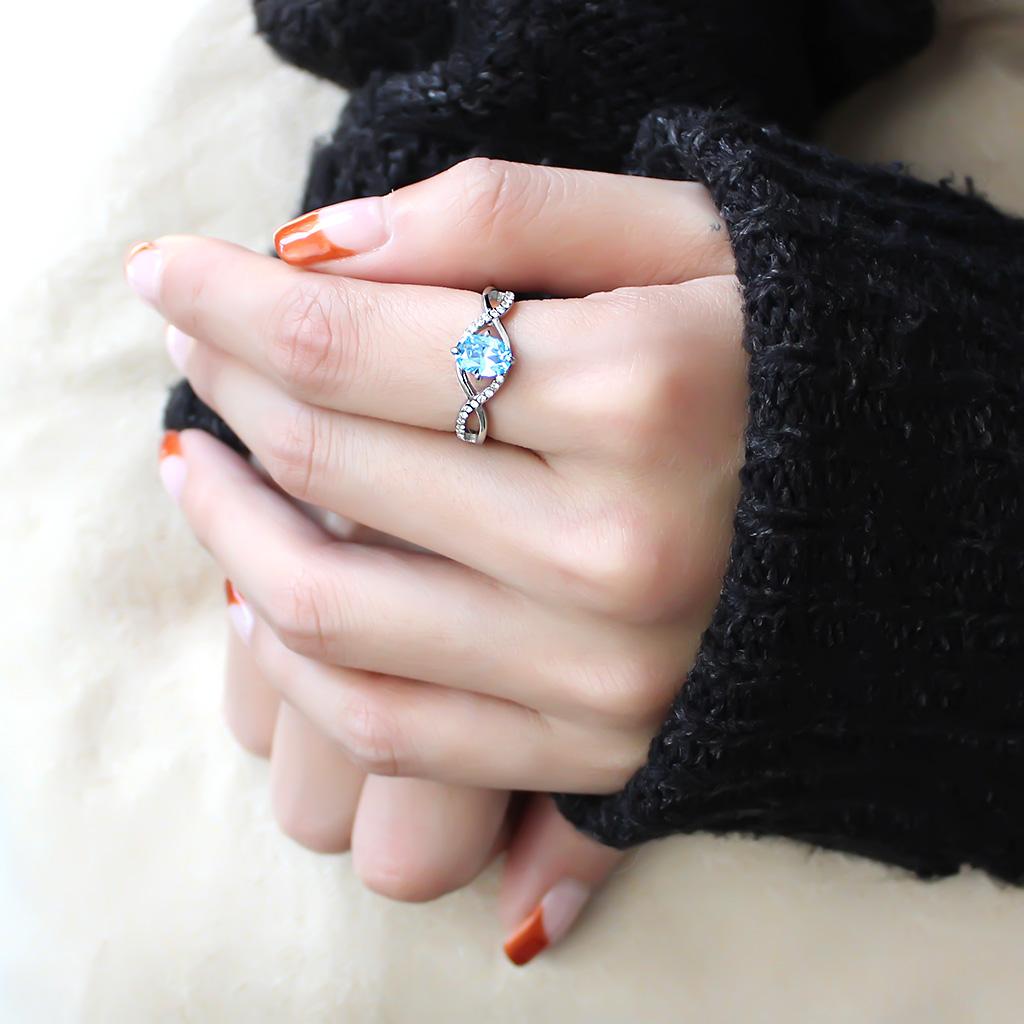 DA117 - High polished (no plating) Stainless Steel Ring with AAA Grade CZ in Sea Blue