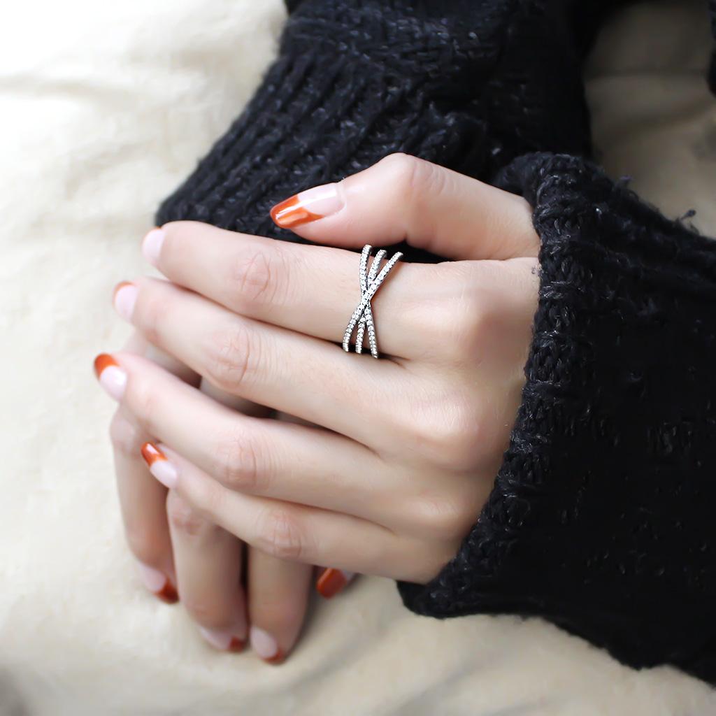 DA124 - High polished (no plating) Stainless Steel Ring with AAA Grade CZ in Clear