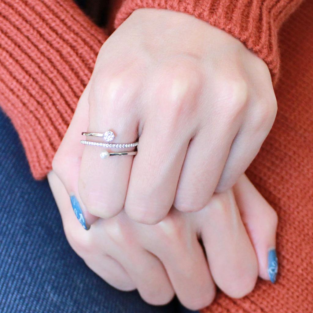 DA134 - High polished (no plating) Stainless Steel Ring with AAA Grade CZ in Clear
