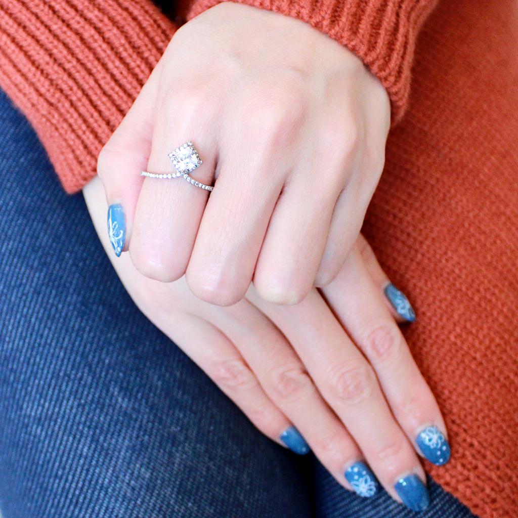 DA136 - High polished (no plating) Stainless Steel Ring with AAA Grade CZ in Clear