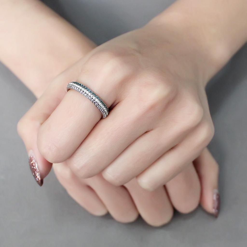 DA232 - High polished (no plating) Stainless Steel Ring with AAA Grade CZ in Multi Color