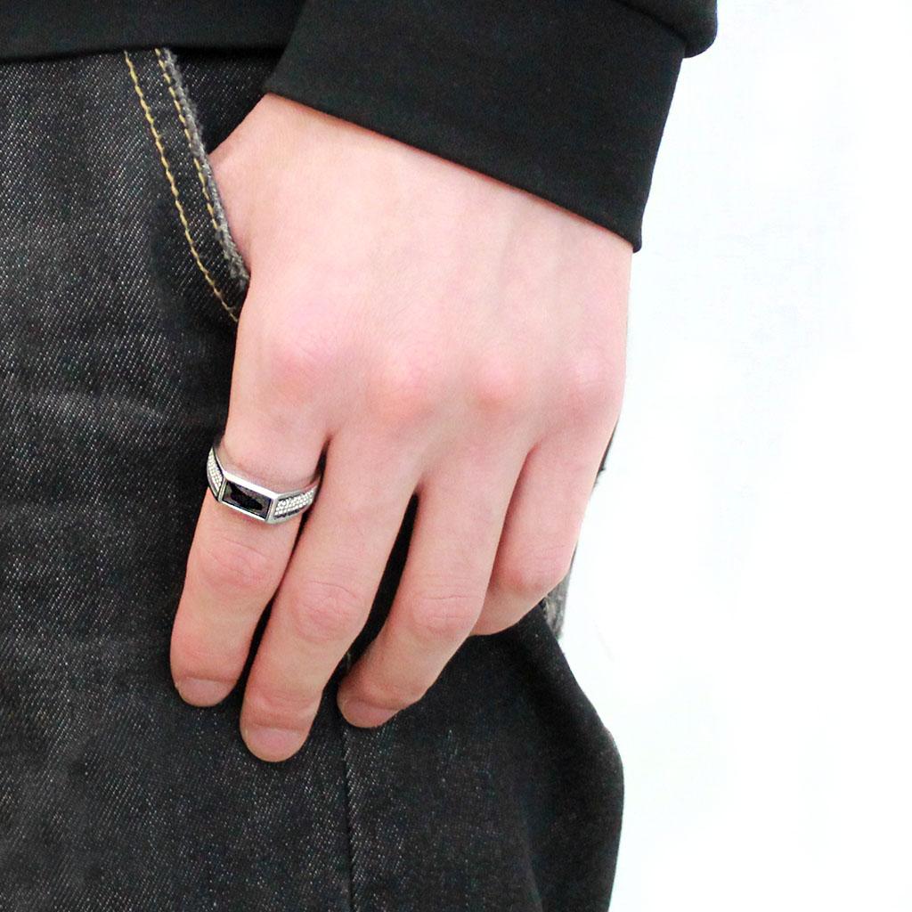 DA284 - High polished (no plating) Stainless Steel Ring with AAA Grade CZ in Black Diamond