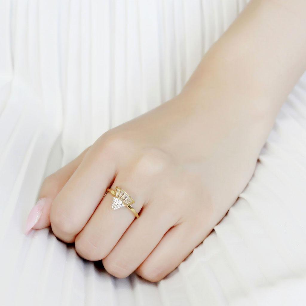 DA359 - IP Gold(Ion Plating) Stainless Steel Ring with AAA Grade CZ in Clear