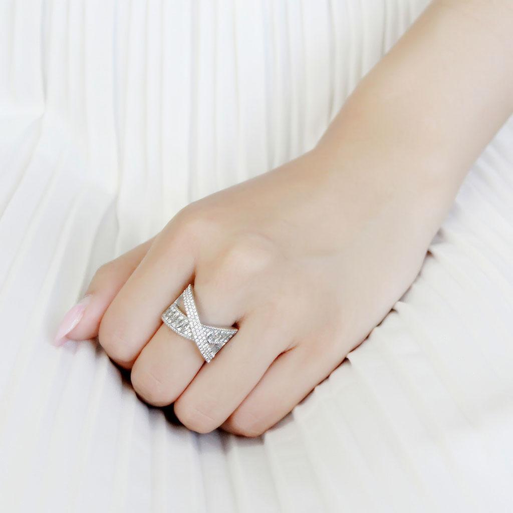 DA361 - High polished (no plating) Stainless Steel Ring with AAA Grade CZ in Clear