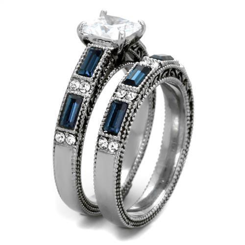 TK1829 - High polished (no plating) Stainless Steel Ring with AAA Grade CZ in Clear