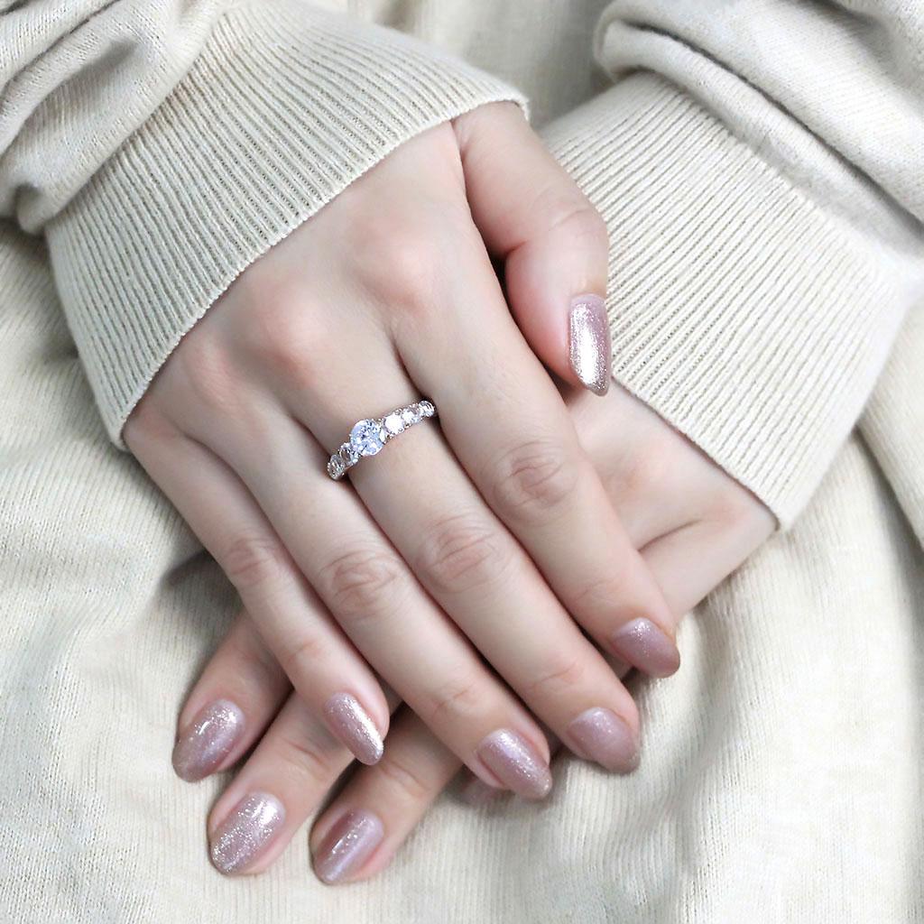 TK3516 - IP Rose Gold(Ion Plating) Stainless Steel Ring with AAA Grade CZ in Clear