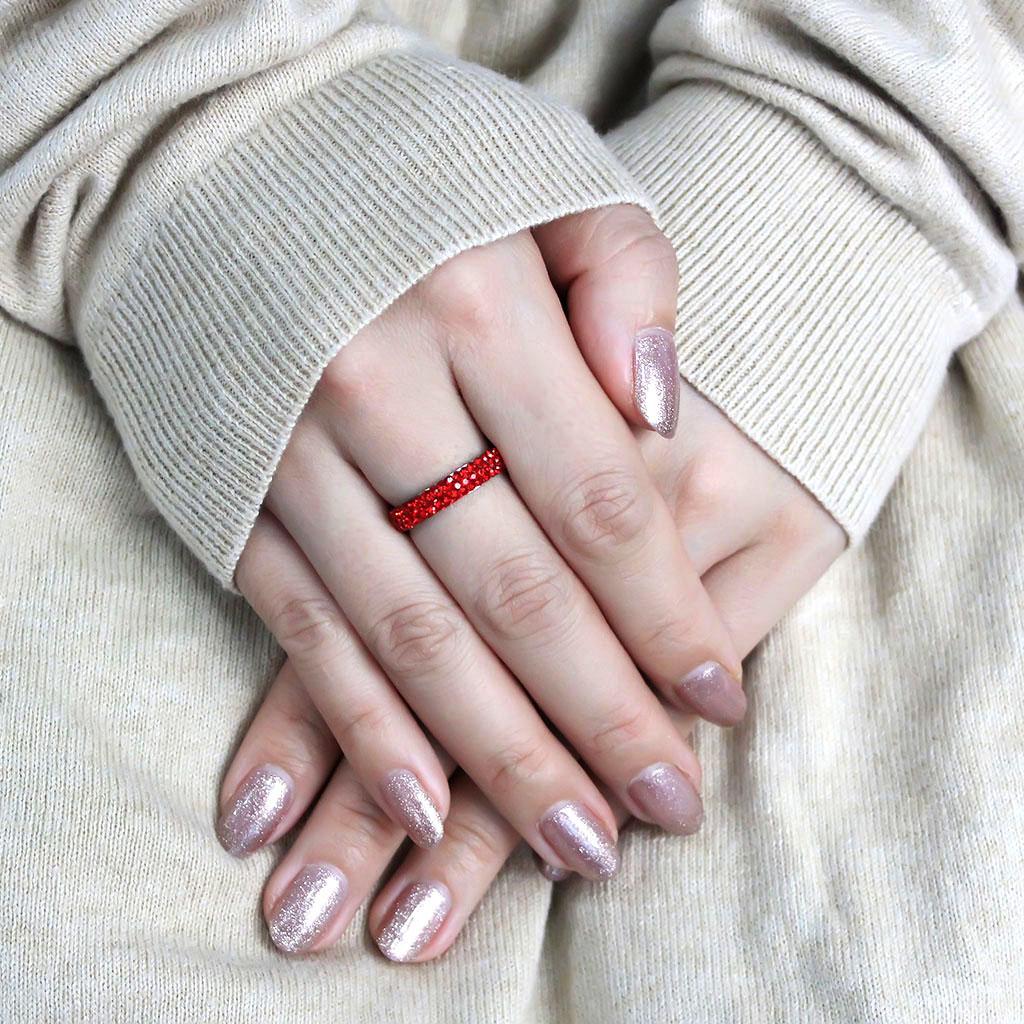 TK3536 - High polished (no plating) Stainless Steel Ring with Top Grade Crystal in Siam