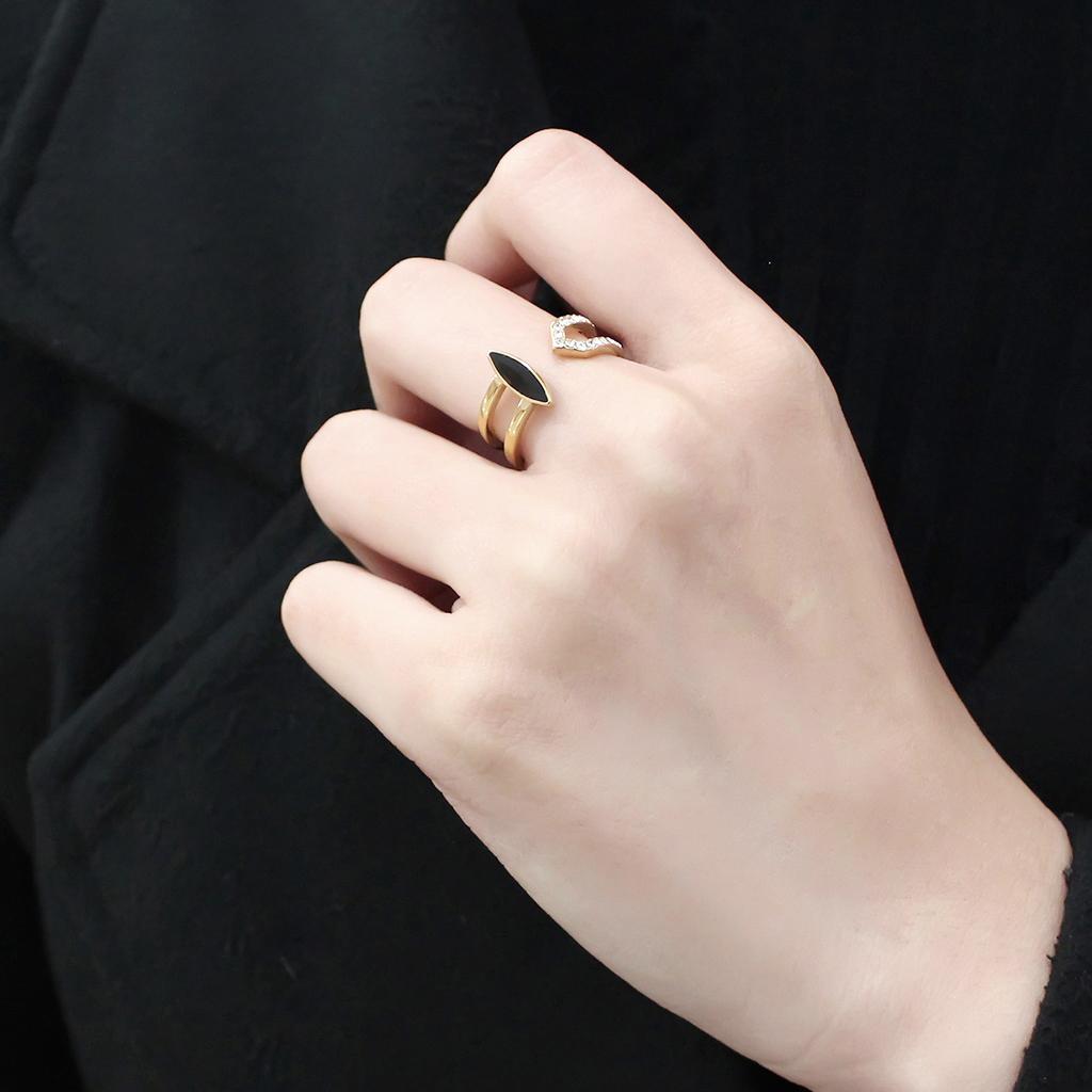 TK3591 - IP Gold(Ion Plating) Stainless Steel Ring with Top Grade Crystal in Jet