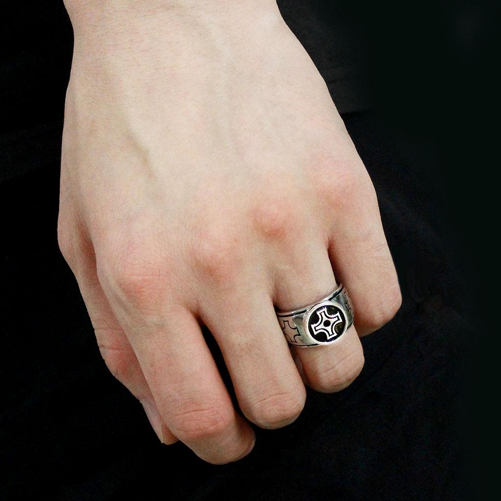 TK3617 - High polished (no plating) Stainless Steel Ring with Top Grade Crystal in Jet