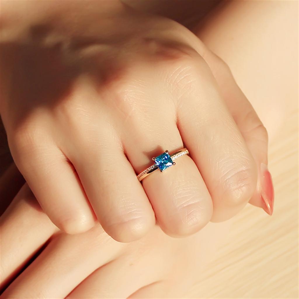TS559 - Gold 925 Sterling Silver Ring with AAA Grade CZ in Sea Blue