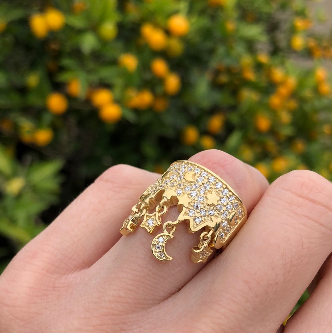 8X014 - Gold 925 Sterling Silver Ring with AAA Grade CZ in Clear