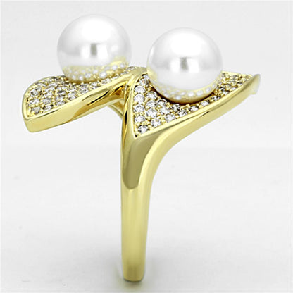 3W522 - Gold Brass Ring with Synthetic Pearl in White