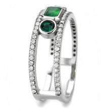 DA348 - High polished (no plating) Stainless Steel Ring with Synthetic Synthetic Glass in Emerald