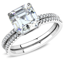 DA065 - High polished (no plating) Stainless Steel Ring with Cubic  in Clear